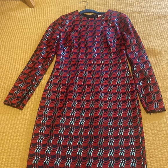 Diane Von Furstenberg Red Metallic Printed Dress Size 4 - Picture 12 of 16